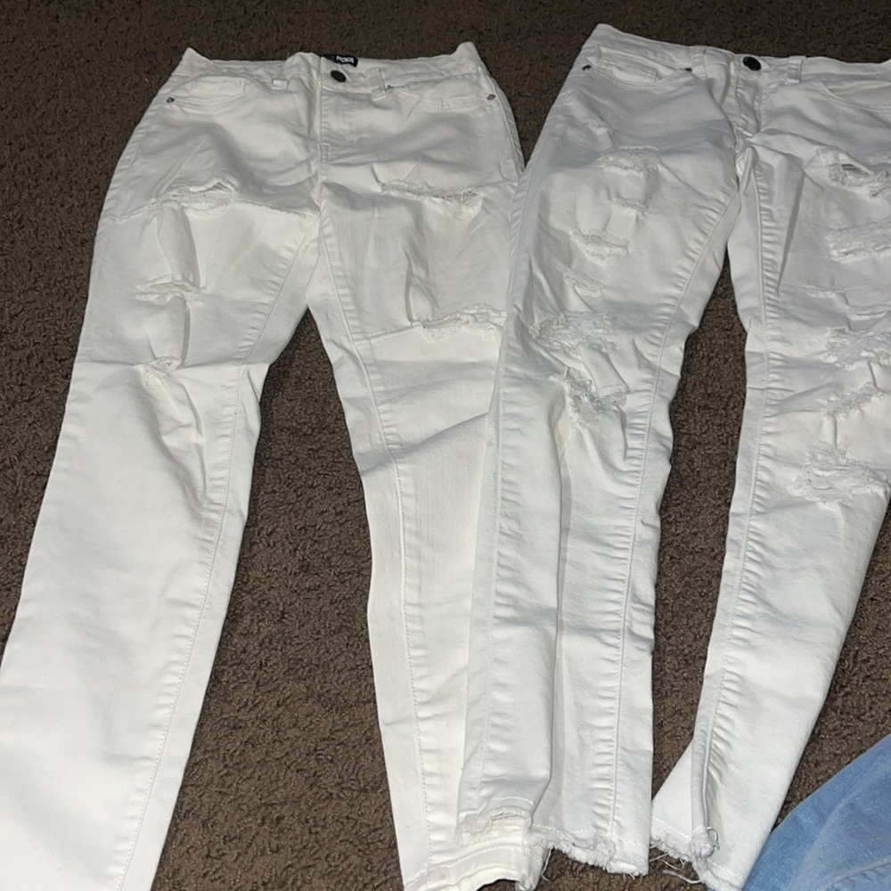 Jeans - Picture 2 of 5